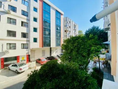 Aliçetinkaya Bulvarı Üzerinde  Dünyagöz Hastanesi  Yakını Satılık Daire   2+1 80 M² 5 Kat