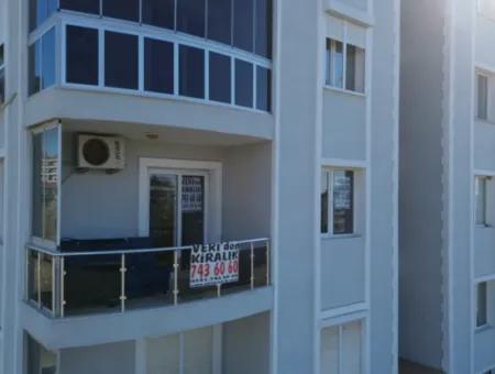 Seferihisar İzmir Caddesi Üzerinde Yeşil Alan Cepheli • Satılık 3+1 Daire