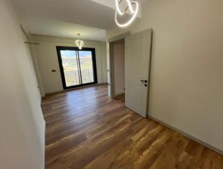 Seferihisar Bahçeşehir – Özel Yaşam Konseptli Lüks Villa