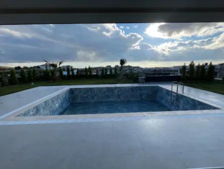 Seferihisar Bahçeşehir – Özel Yaşam Konseptli Lüks Villa