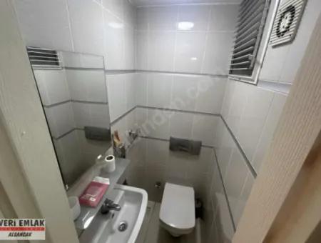 Alsancak Kıbrıs Şehitlerinde, Sevinç Pastanesi Yakınında Prestijli Ve Tabela Değeri Yüksek Ofis!