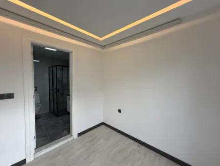 Seferihisar Camikebir – Gözsüzler Bölgesinde 1+1 Bahçe Kullanımlı Sıfır Satılık Daire