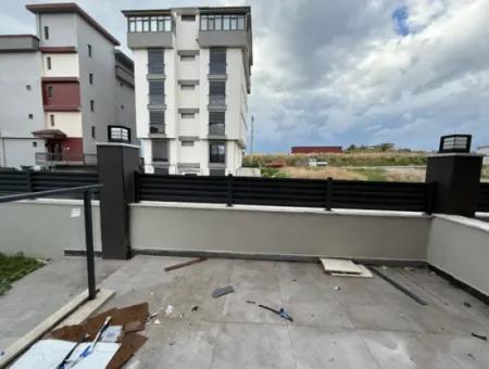 Seferihisar Camikebir – Gözsüzler Bölgesinde 1+1 Bahçe Kullanımlı Sıfır Satılık Daire