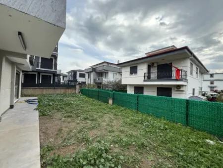 Seferihisar Camikebir – Gözsüzler Bölgesinde 1+1 Bahçe Kullanımlı Sıfır Satılık Daire