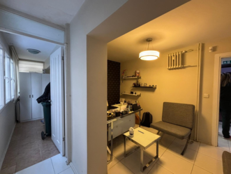 Alsancak Plevne Bul. 1.Kat 3+1 Diş Doktoruna Kiralık Eşyalı Muayene!