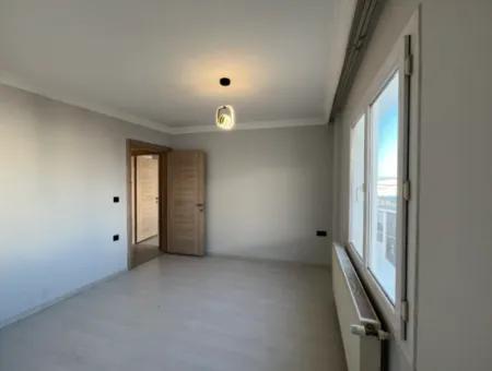 Seferihisar Turabiye’de 2+1 Ön Cephe Satılık Daire