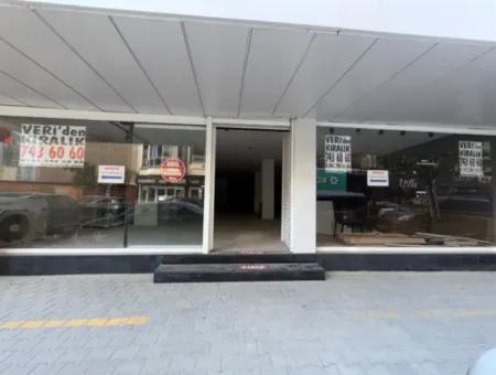 Seferihisar Ana Cadde Üzerinde Cam Vitrinli 350 M² Kiralık Dükkân