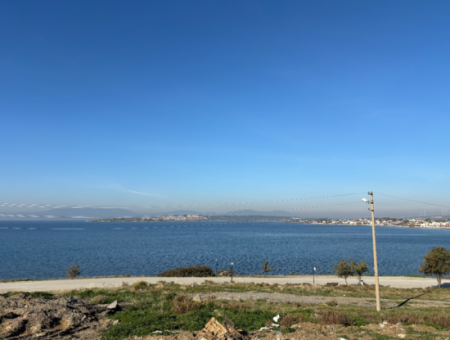 Seferihisar Akarca’da Lebiderya Müstakil Satılık Villa