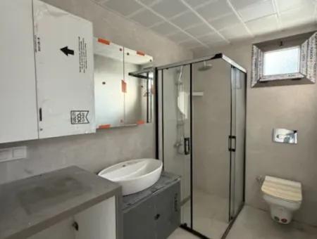 Seferihisar Camikebir'de Yatırım İçin Modern 2+1 Daire