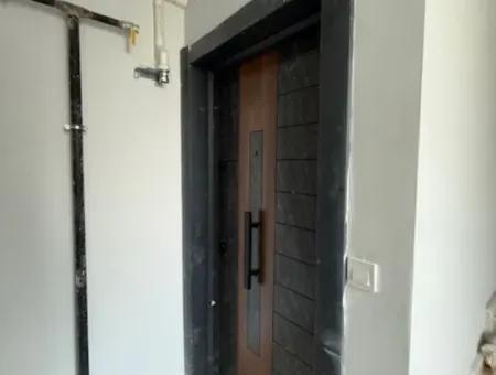 Seferihisar Camikebir'de Yatırım İçin Modern 2+1 Daire