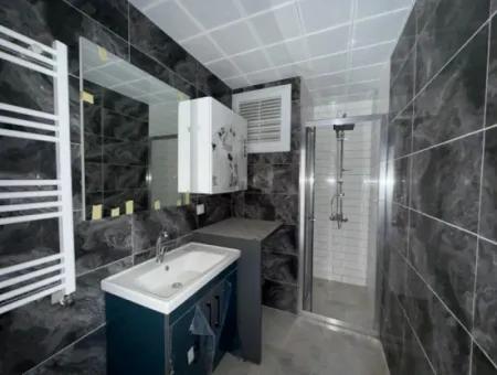 Seferihisar Çolakibrahim Bey'de Site İçinde Satılık 1+1 Daire