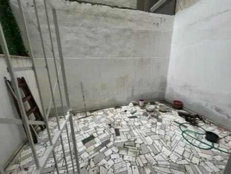 Alsancak’ta Bahçeli Ve Kapalı Otoparklı Merkezi Konumda Şık 2+1 Kiralık Daire