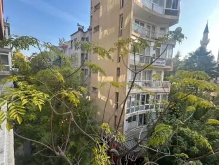 Alsancak Devlet Hastanesi Karşısı  Işyerine Uygun 160 M² 5+1 Kiralık Ofis