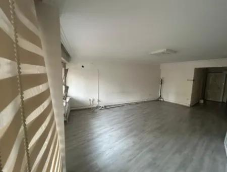 Alsancak Devlet Hastanesi Karşısı  Işyerine Uygun 160 M² 5+1 Kiralık Ofis