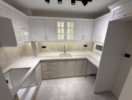 Balçova Ata Caddesi Girişi Full Tadilatlı Asansörlü Ferah Daire