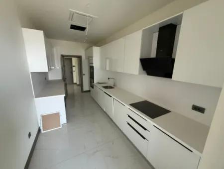Mymahall Bomonti 38.Kat'da Panoramik Manzaralı 3+1 Kiralık Daire