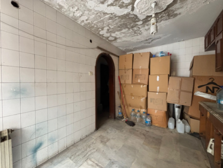 Konak Basmane 4. Kat 180M2 Asansörlü Satılık İş Yeri / Ofis !