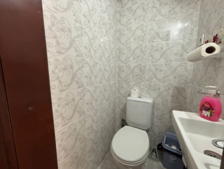 Konak Basmanede Boş 2.Kat Bakımlı 140M2 Satılık İş Yeri / Ofis