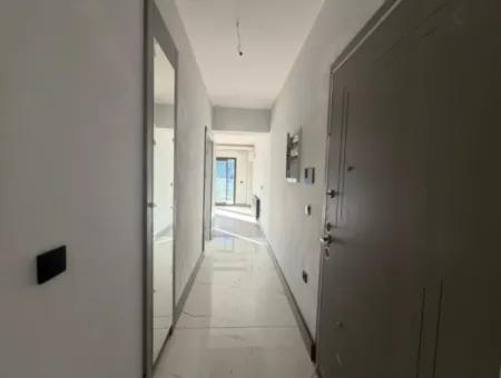 Akıllı Ev Sistemli, Geniş Balkonlu 2+1 Satılık Daire | İzmir Narlıdere