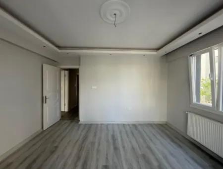 Seferihisar Gözsüzler Caddesi Yakını - Kapalı Mutfak - Satılık 3+1 Daire