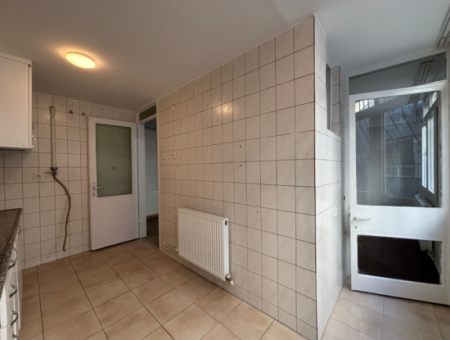 Alsancak Özel Sağlık Yakını 3+1 Kombili Kiralık Daire!