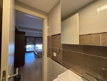 Alsancak Yeni Binada Dünya Göz Hastanesi Yakını 1+1 Kiralık Daire!