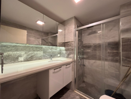 Alsancak Yeni Binada Dünya Göz Hastanesi Yakını 1+1 Kiralık Daire!