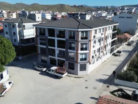 Seferihisar Çolakibrahimbey’de Köşe Konumlu, Ferah 3+1 Daire