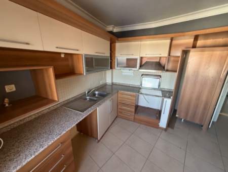 Narlıdere'de Kaya Thermal Yakınında Havuzlu Site'de Deniz Manzaralı