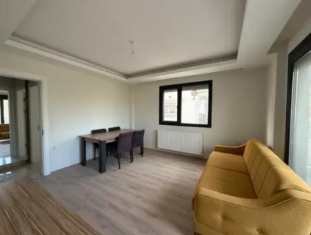 Seferihisar Camikebir’de Önü Açık, Geniş Balkonlu, Vestiyerli Sıfır 1+1 Satılık Daire