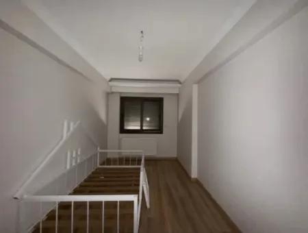 Seferihisar Camikebir'de Satılık 3+1 Özel Ve Lüks Daire