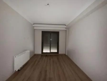 Seferihisar Camikebir'de Satılık 3+1 Özel Ve Lüks Daire