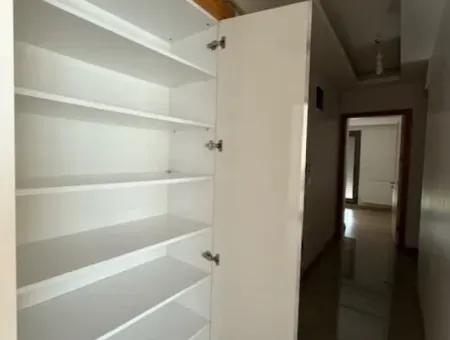 Seferihisar Camikebir'de Satılık 3+1 Özel Ve Lüks Daire