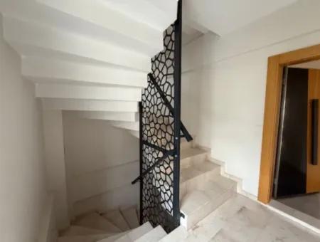 Seferihisar Camikebir'de Kiralık 3+1 Özel Ve Lüks Daire