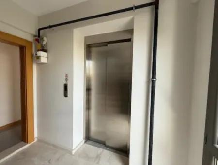 Seferihisar Camikebir'de Kiralık 3+1 Özel Ve Lüks Daire