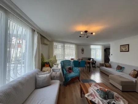 Seferihisar Akarca Atakum Sitesi’nde Bahçeden Deniz Manzaralı Satılık Villa