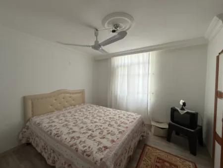 Seferihisar Akarca Atakum Sitesi’nde Bahçeden Deniz Manzaralı Satılık Villa