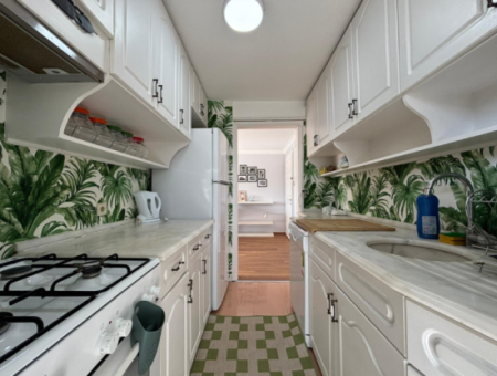 Alsancak Fuar Manzaralı Kilerli 3+1 Eşyalı 5.Kat Ferah Kiralık Daire!