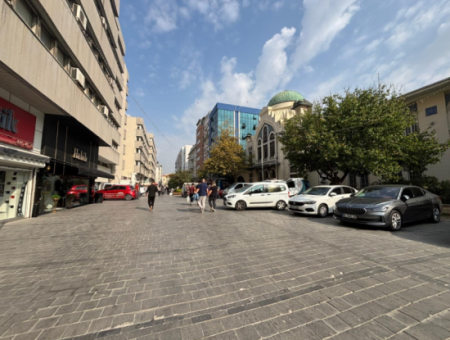 Konak Kemeraltı Girişi Yakınıda 1000M2 Komple Kiralık Bina!