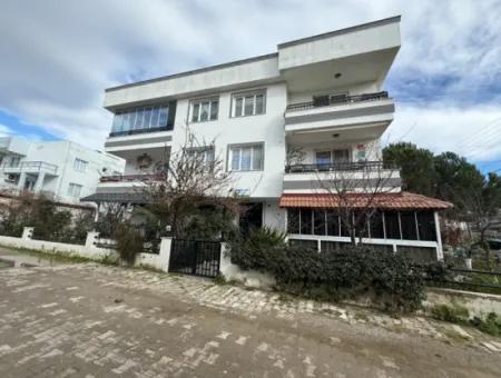 Seferihisar Sığacık’ta Marinaya Ve Kaleiçi’ne Yakın Kiralık Eşyalı 2+1 Daire