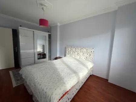 Seferihisar Sığacık’ta Marinaya Ve Kaleiçi’ne Yakın Kiralık Eşyalı 2+1 Daire