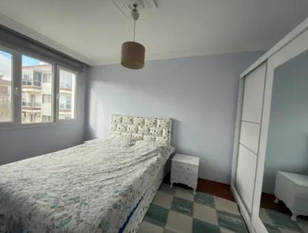 Seferihisar Sığacık’ta Marinaya Ve Kaleiçi’ne Yakın Kiralık Eşyalı 2+1 Daire