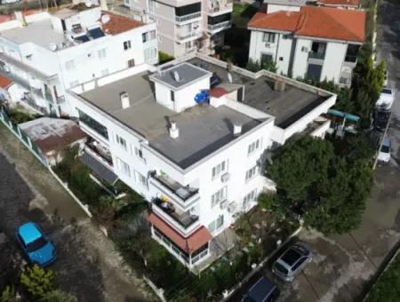 Seferihisar Sığacık’ta Marinaya Ve Kaleiçi’ne Yakın Kiralık Eşyalı 2+1 Daire