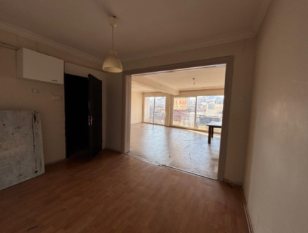 Alsancak Kıbrıs Şehitleri Caddesi Ambar'ın Üstü 3.Kat Kiralık Ofis/Büro