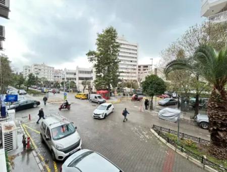 Kültür Parka Yakın Mimar Sinan Caddesi Üzerinde 1.Kat 3+1 Satılık Daire