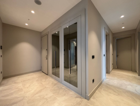 Alsancak  Evora Projesinde 19.Kat 3+1 120 M2 Deniz Manzaralı Kiralık Daire