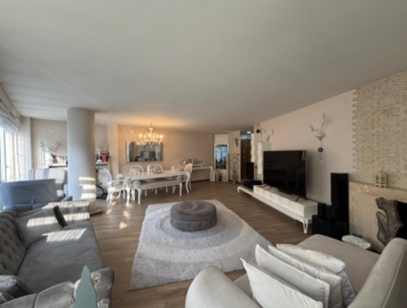 Alsancak Gündoğdu Meydanı Yakını Lüks Eşyalı 3+1 Kiralık Daire