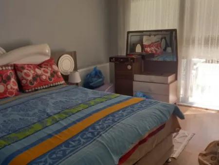 Kuşadası Zeytin Tepe Sitesi’nde Havuzlu, Eşyalı 2+1 Kiralık Daire