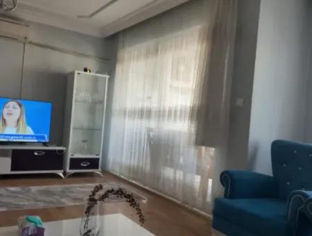 Kuşadası Zeytin Tepe Sitesi’nde Havuzlu, Eşyalı 2+1 Kiralık Daire