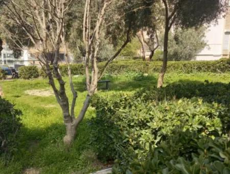 Kuşadası Zeytin Tepe Sitesi’nde Havuzlu, Eşyalı 2+1 Kiralık Daire